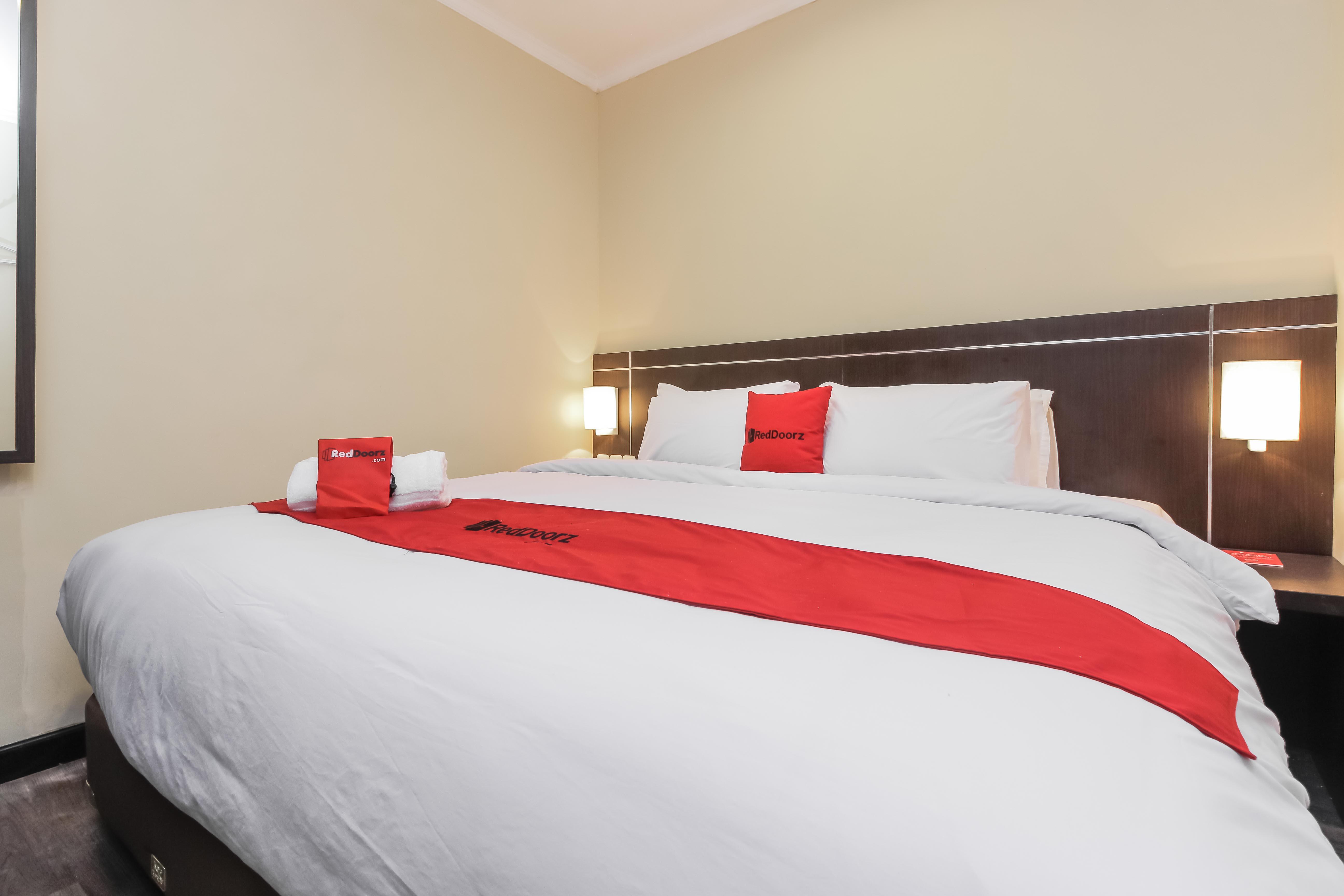 Reddoorz Plus @ Thamrin Jakarta Exteriör bild