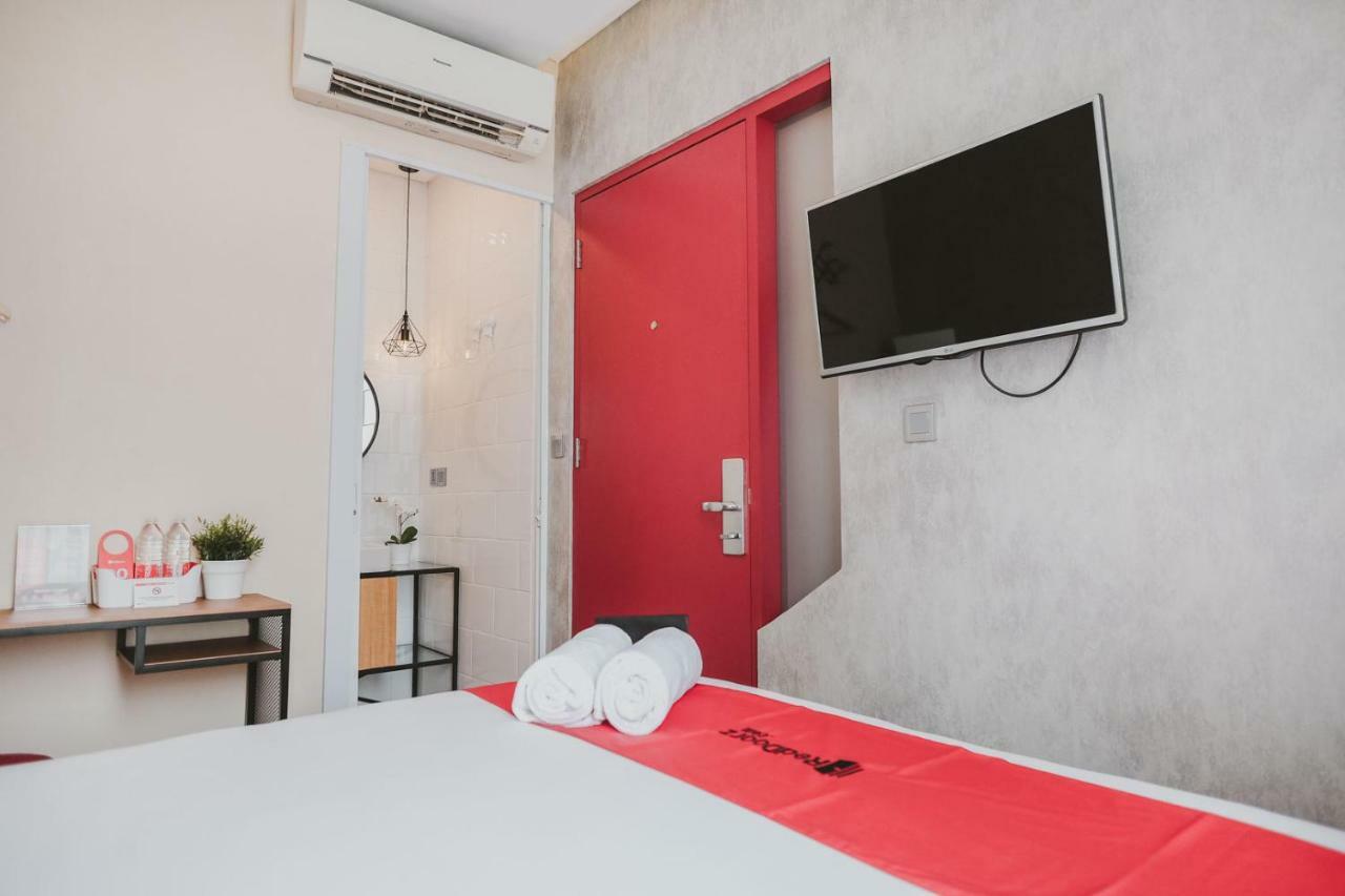 Reddoorz Plus @ Thamrin Jakarta Exteriör bild