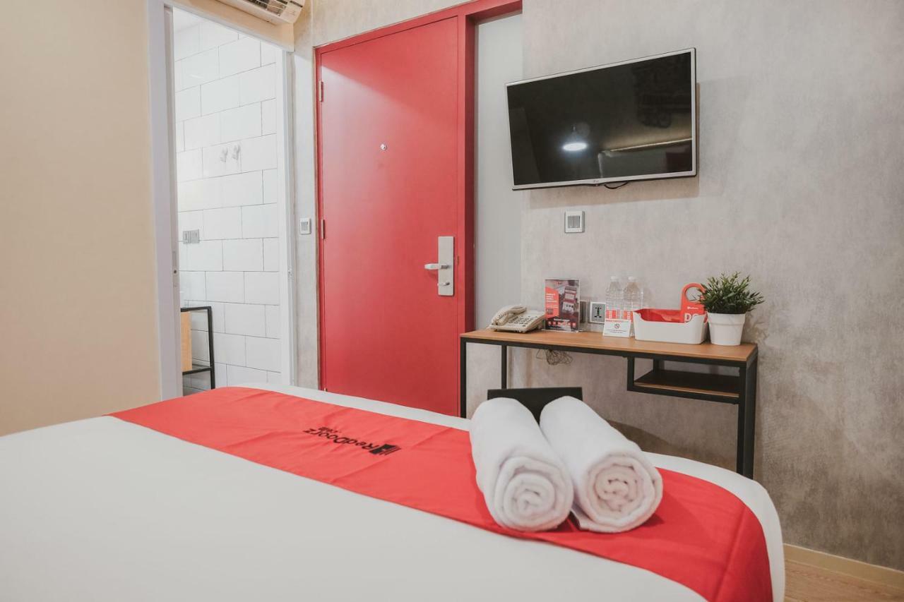 Reddoorz Plus @ Thamrin Jakarta Exteriör bild